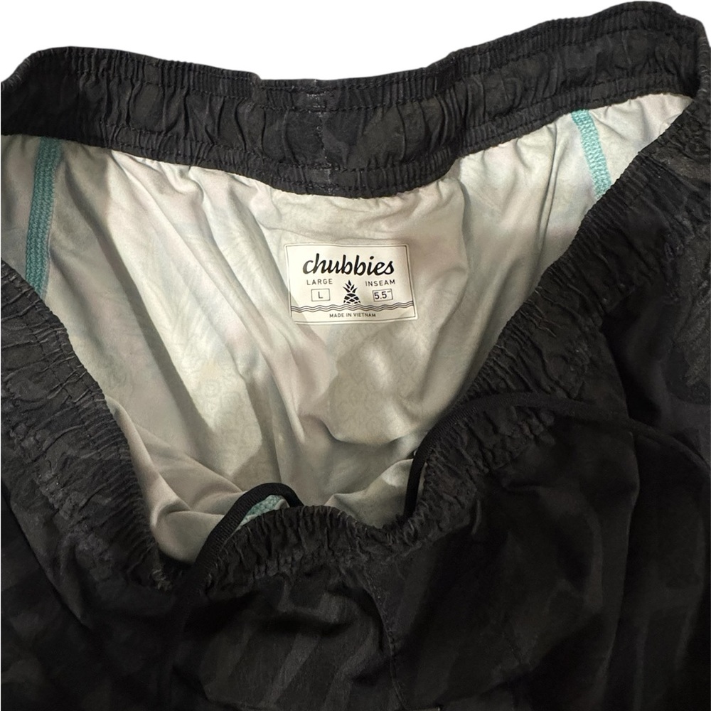 Chubbies Black Patterned Athletic Shorts - image 3